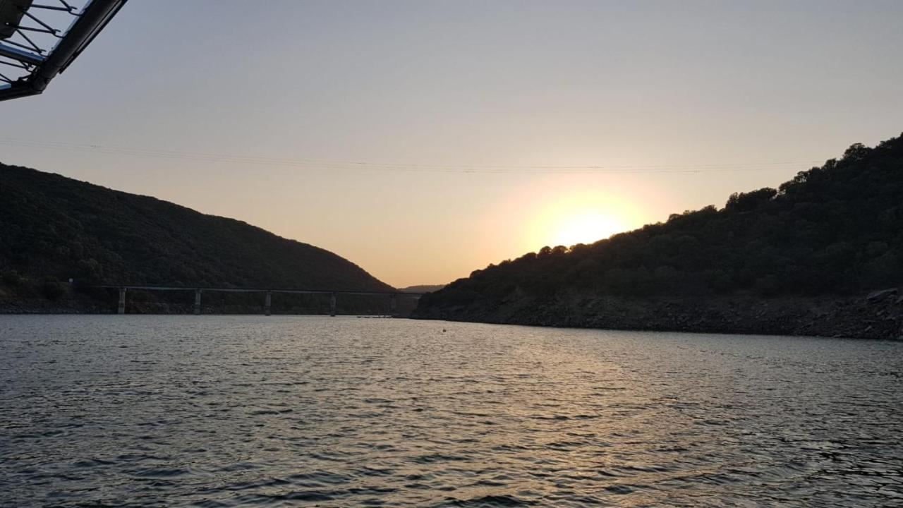Serradilla At La Catamusa מראה חיצוני תמונה